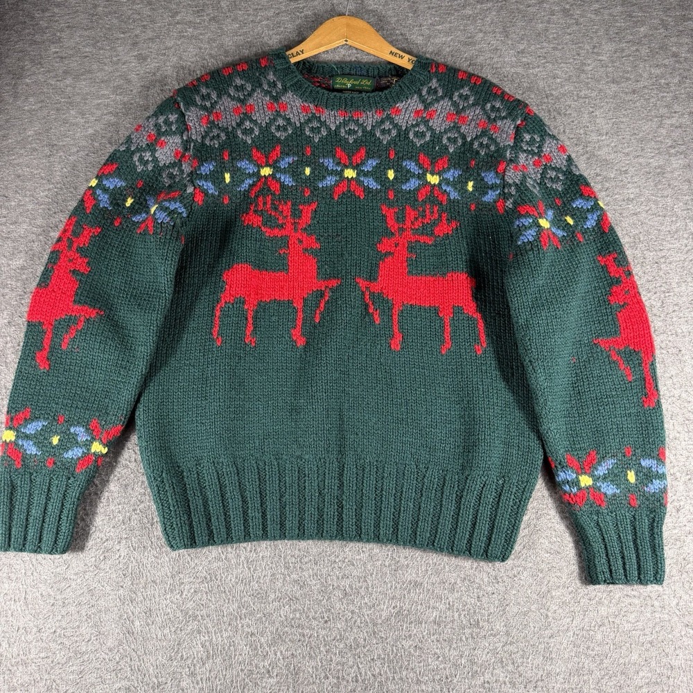 Women's 💯 Wool Hand Knit Christmas Ski Sweater Reindeer Size M Snowflakes 90's
